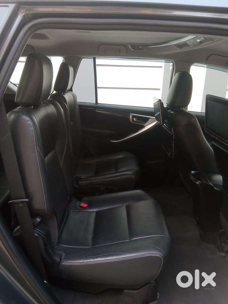 Toyota Innova Crysta 2.4 Z 7 Str, 2017, Diesel