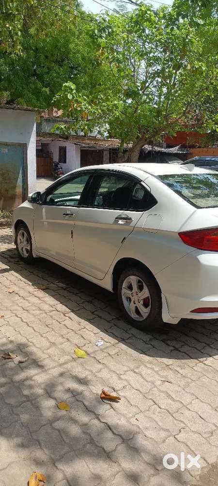 Honda City 2015 Full Top With Sunroof