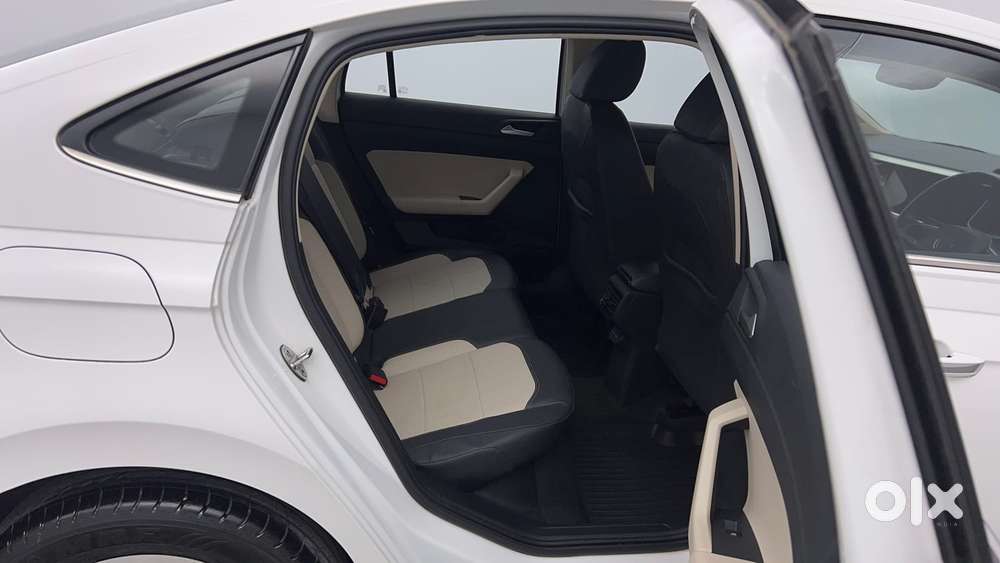 Volkswagen Virtus 1.0 Topline Tsi At, 2022, Petrol