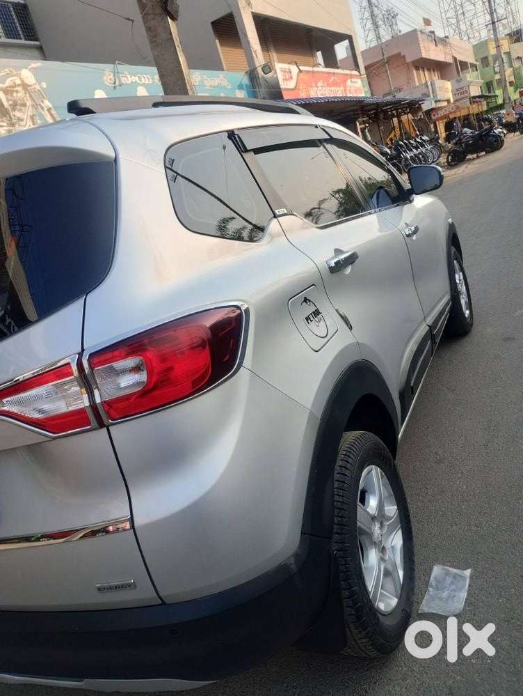Renault Triber Rxz, 2019, Petrol