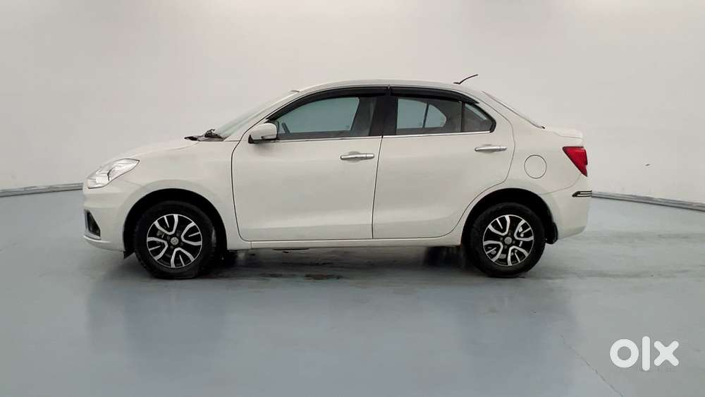 Maruti Suzuki Dzire Vxi Ags, 2022, Petrol