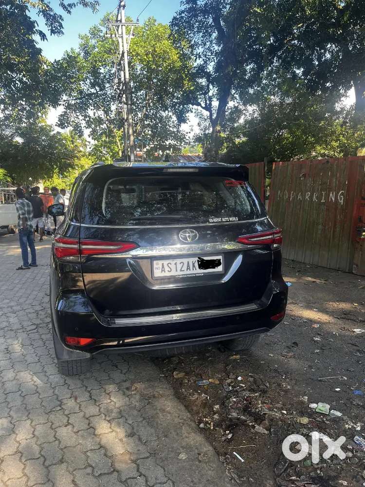 Toyota Fortuner Leader Edition 2024