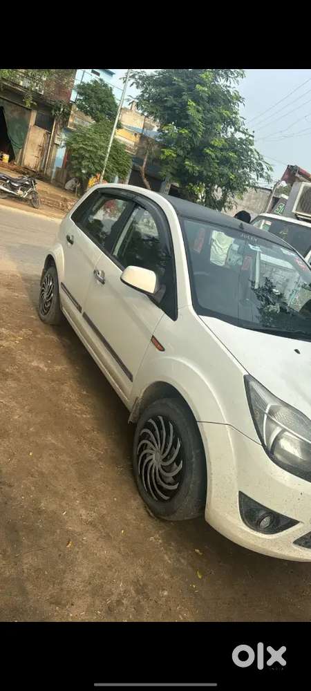 Ford Figo New Battery