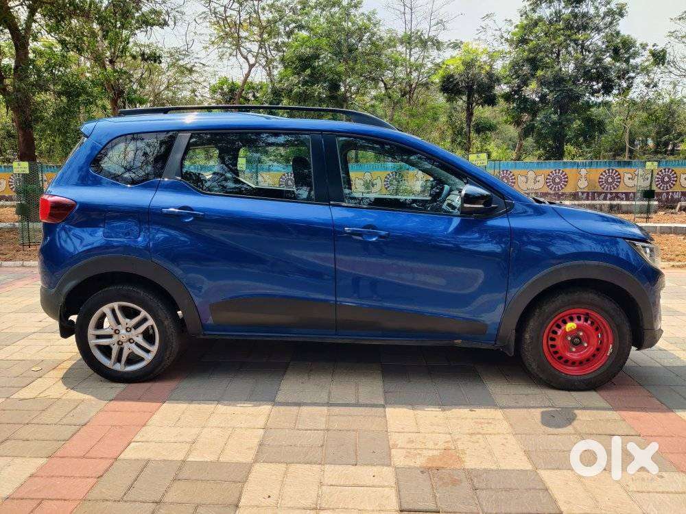 Renault Triber Rxz, 2022, Petrol