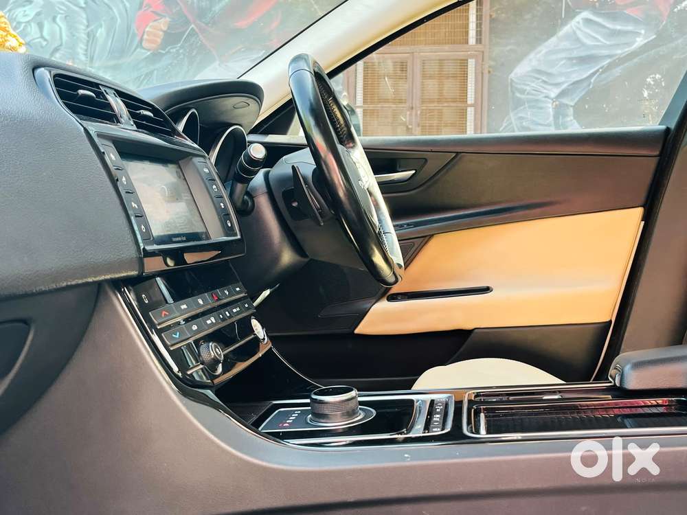 Jaguar Xe Prestige, 2018, Diesel