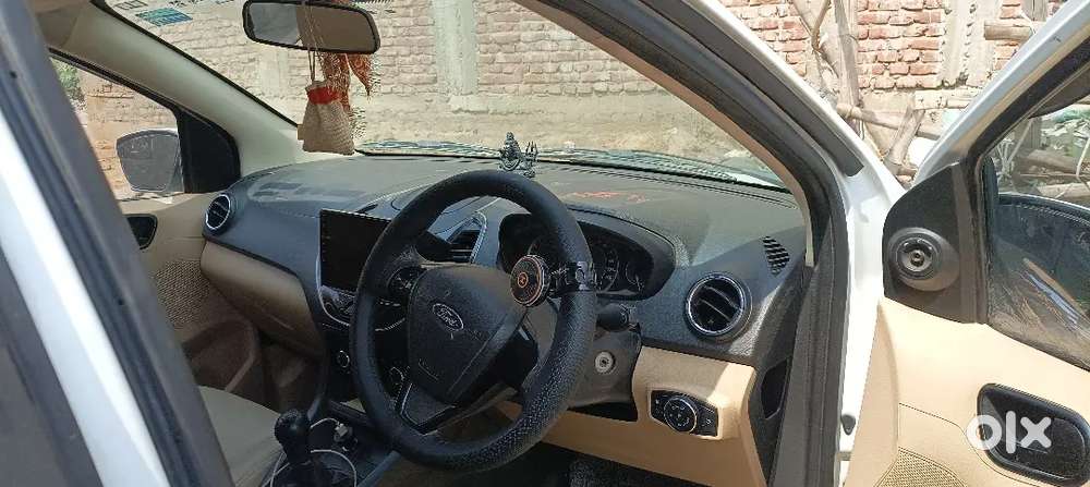 Ford Figo 2015 Petrol Manual