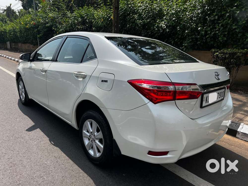 Toyota Corolla Altis 1.8 G Cvt, 2017, Petrol