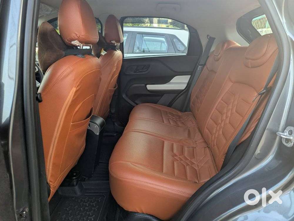 Tata Punch Accomplished, 2023, Petrol