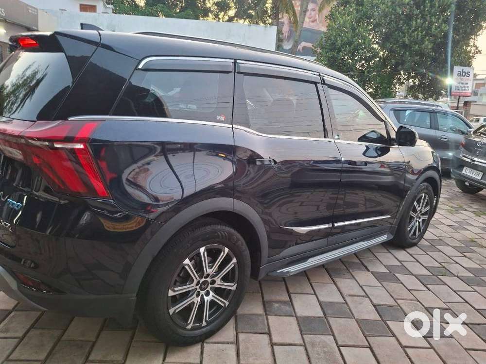 Mahindra Xuv700 2.2 Ax 7 Diesel At Luxury Pack Str Awd, 2025, Diesel