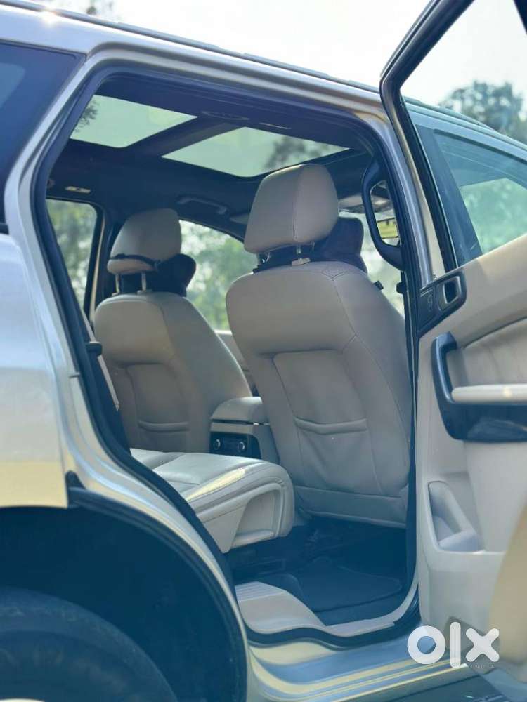 Ford Endeavour 3.2 Titanium At 4x4, 2017, Diesel