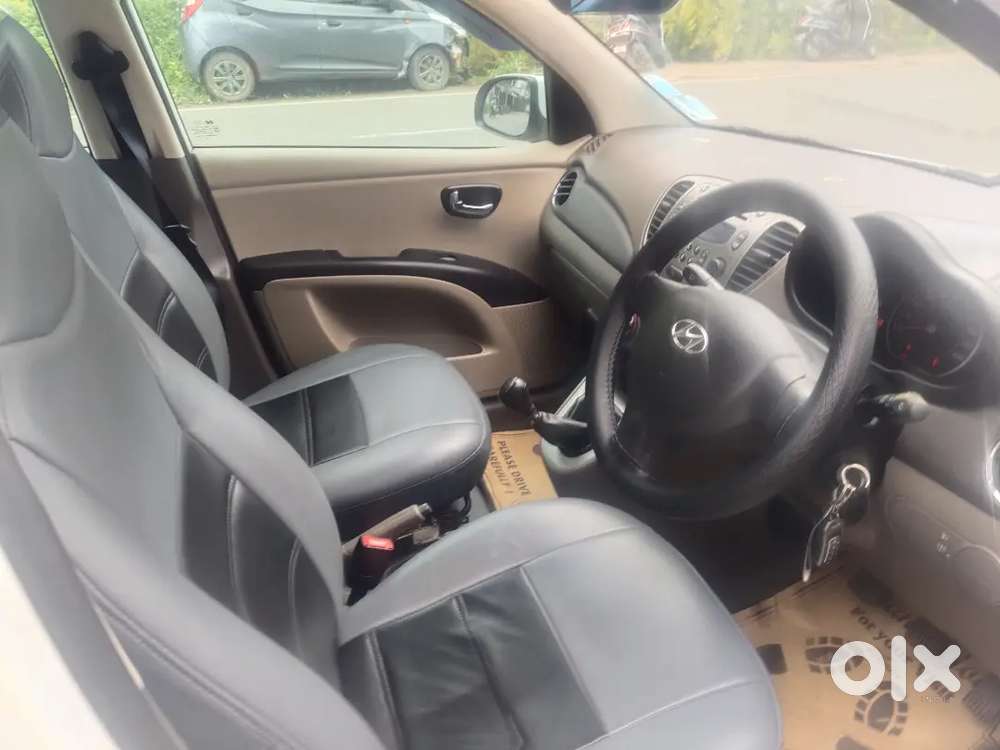 Hyundai I10 Sportz Petrol 2013
