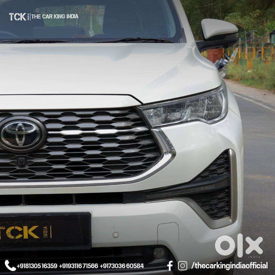 Toyota Innova Hycross 2.0 Zx (o) Hybrid 7 Str, 2025, Petrol