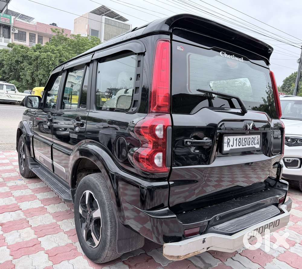 Mahindra Scorpio Classic 2.2 S 11 Mt 7 Str, 2024, Diesel