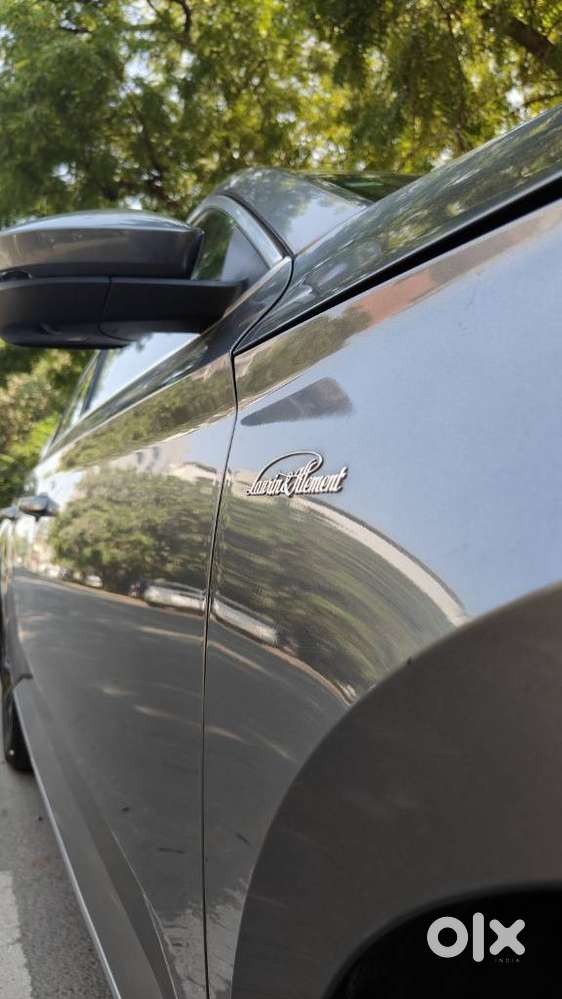 Skoda Superb 2.0 L&k Tsi At, 2022, Petrol