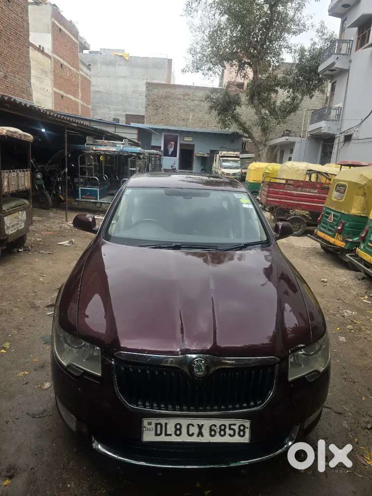 Skoda Superb 2012 Petrol And Cng Well Maintained