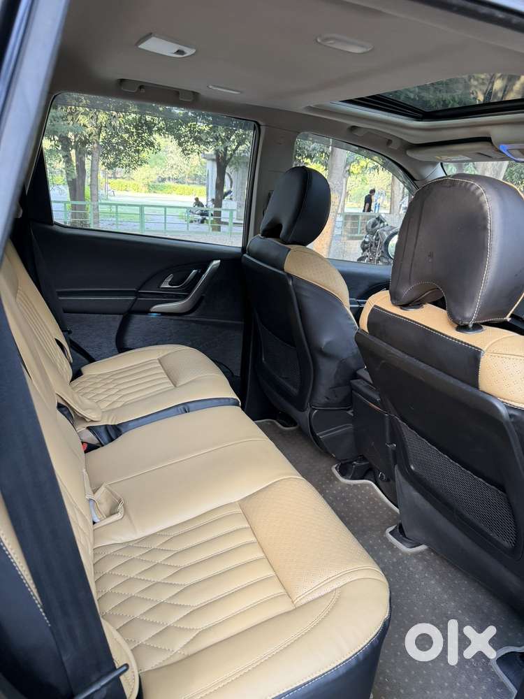 Mahindra Xuv500 W9 1.99, 2018, Diesel