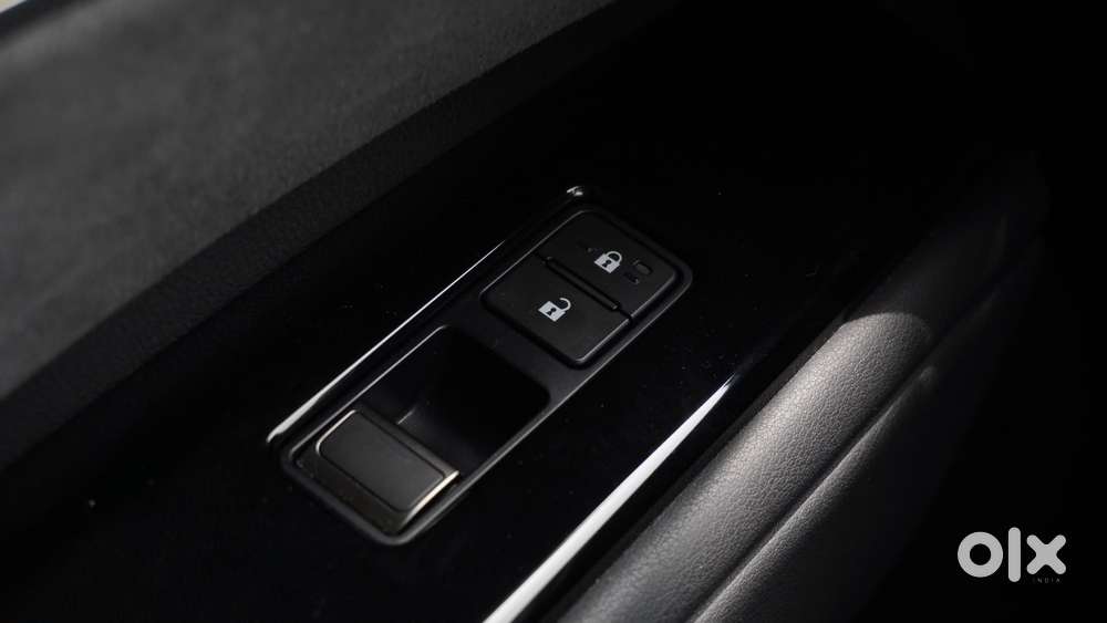 Lexus Lm 350h 4 Str Ultra Luxury, 2024, Petrol