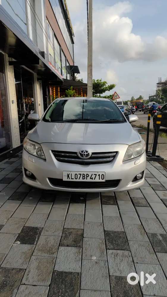 Toyota Corolla Altis 2010