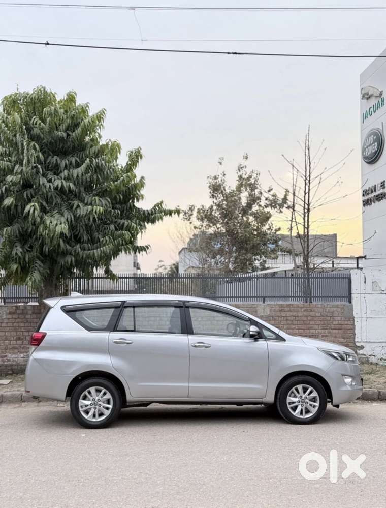 Toyota Innova Crysta, 2016, Diesel