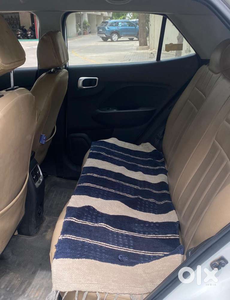 Hyundai Venue S 1.2 Petrol, 2022, Petrol