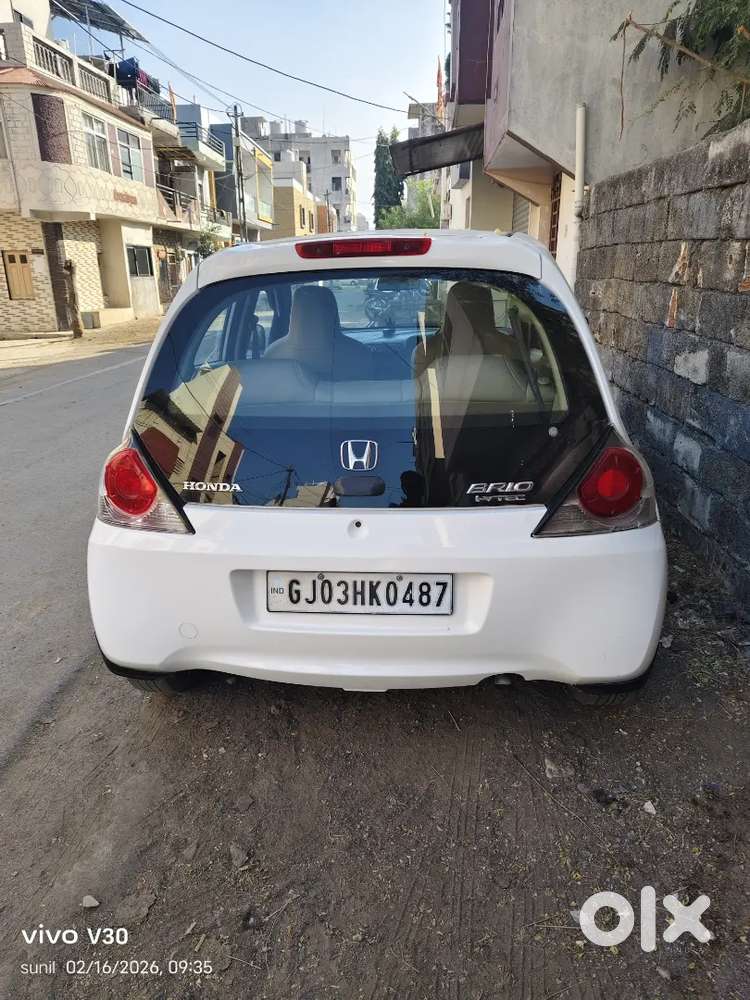 Honda Brio 2015