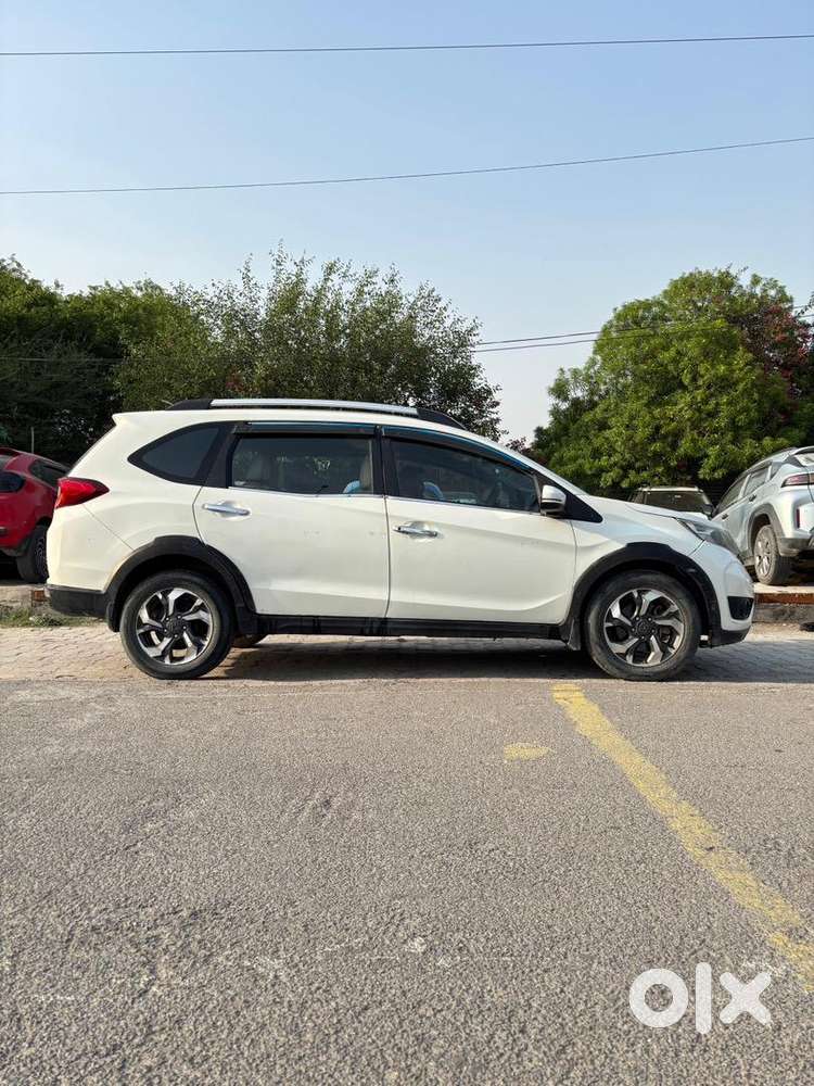 Honda Br-v 2017 Petrol Well Maintained