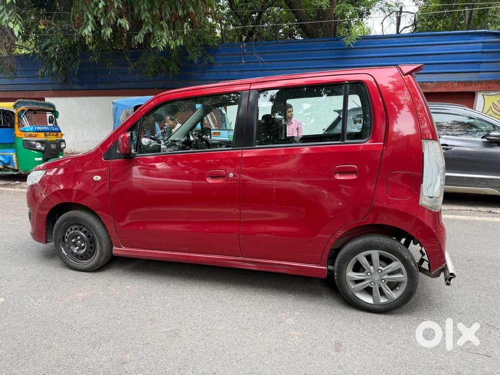 Maruti Suzuki Wagon R Stingray Vxi, 2015, Petrol