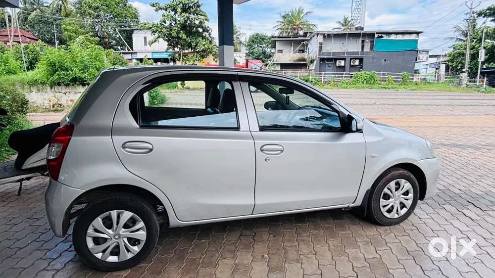 Toyota Etios Liva 2015 Diesel Well Maintained