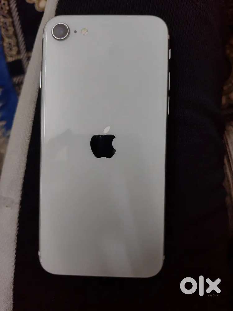 I phone SE (GEN 2) 2022 MODEL 64 GB