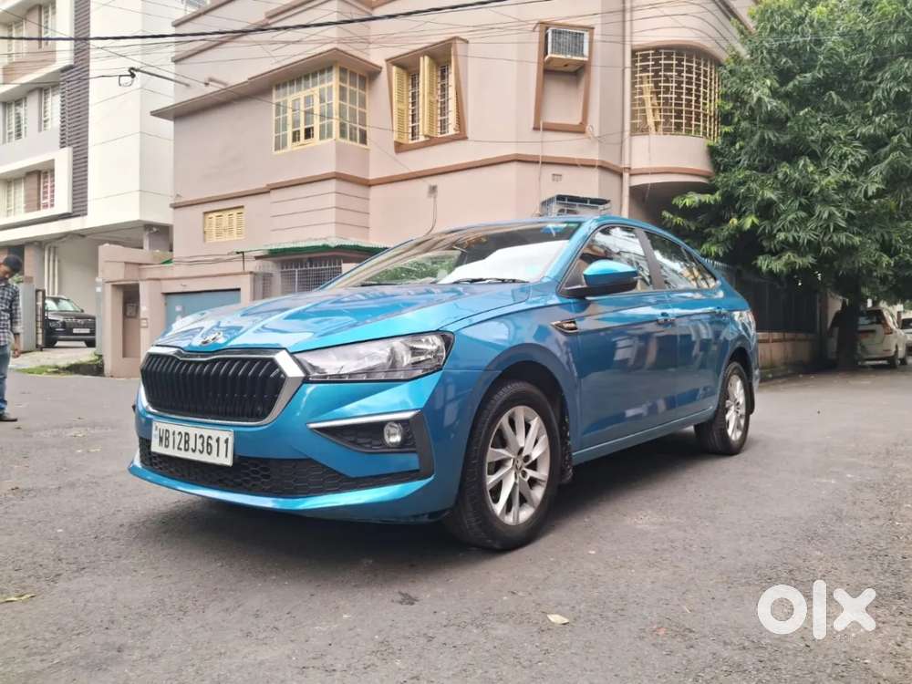 Skoda Slavia Ambition 1.0l Tsi At, 2022, Petrol