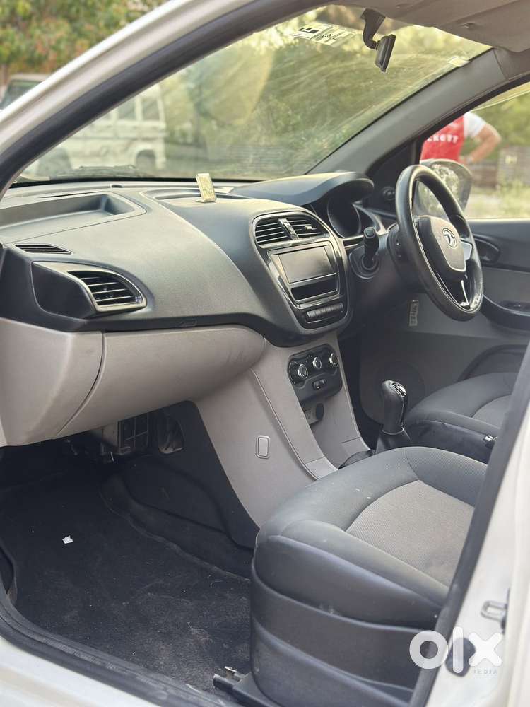 Tata Tiago 1.2 Revotron Xt (o), 2018, Petrol