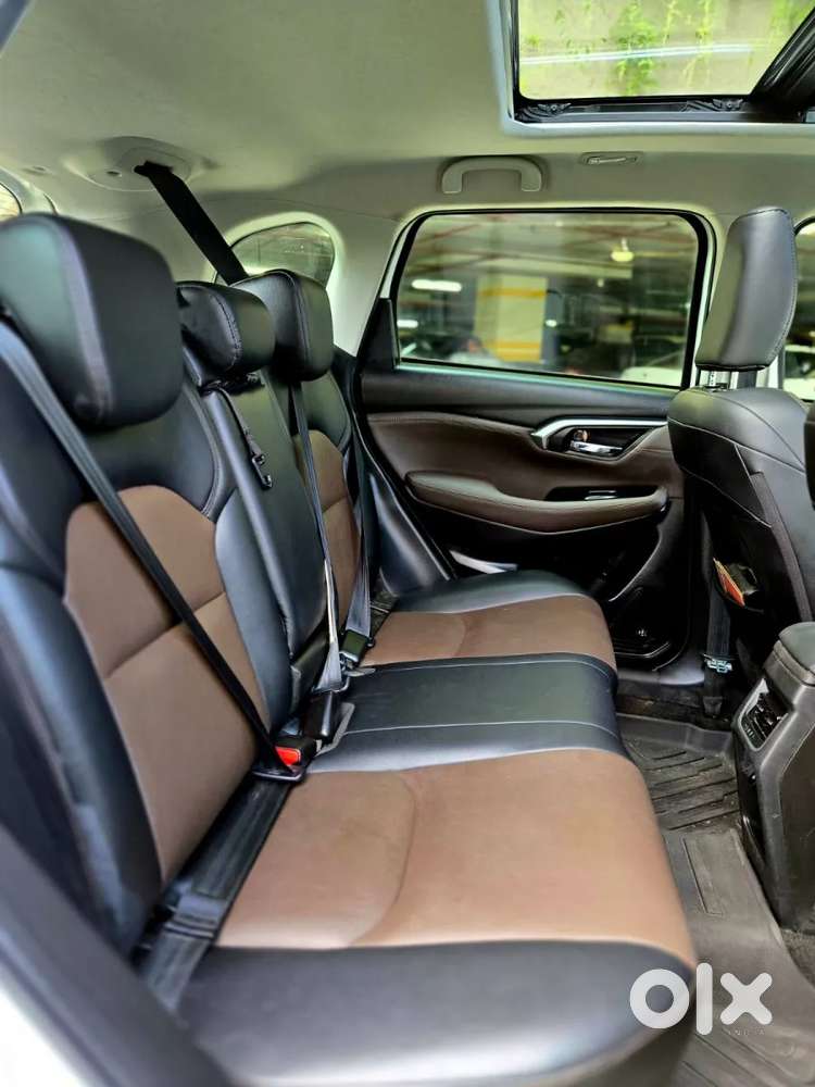 Toyota Urban Cruiser Hyryder 1.5 V Hybrid, 2023, Petrol