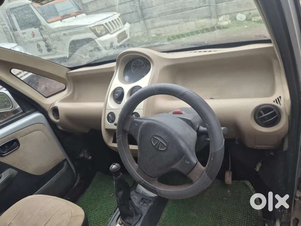 Tata Nano Xe 2012