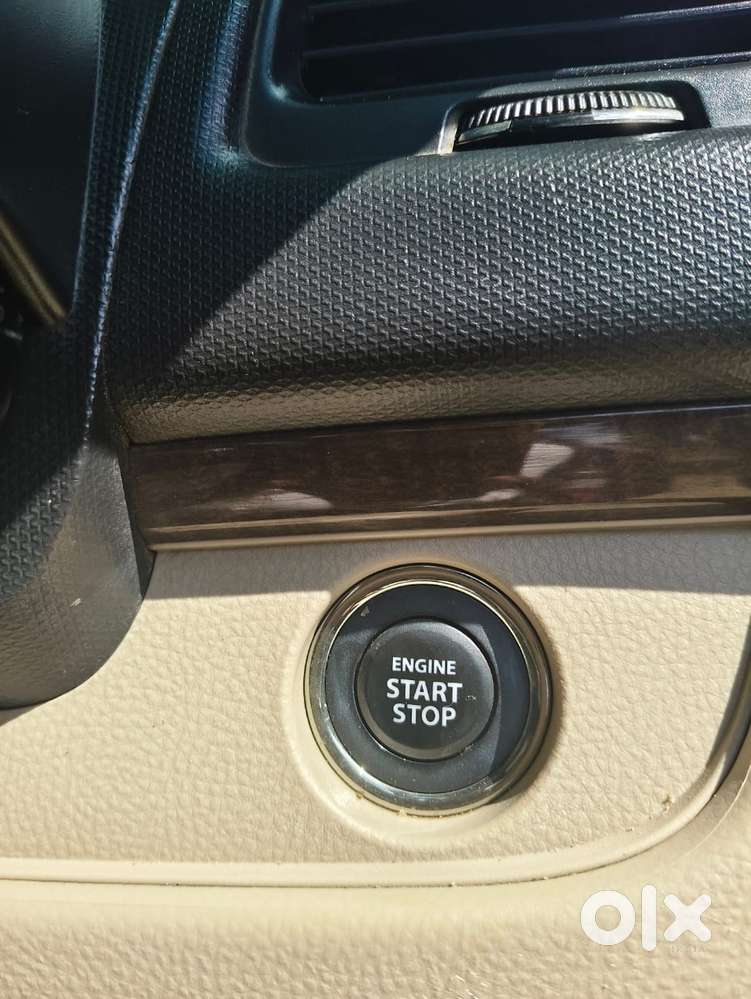 Maruti Suzuki Swift Dzire 1.2 Zxi Bsiv, 2016, Petrol