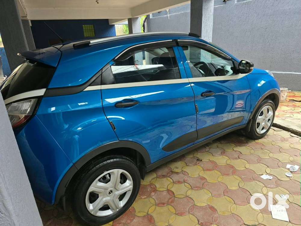 Tata Nexon 1.2 Revotron Xm, 2020, Petrol