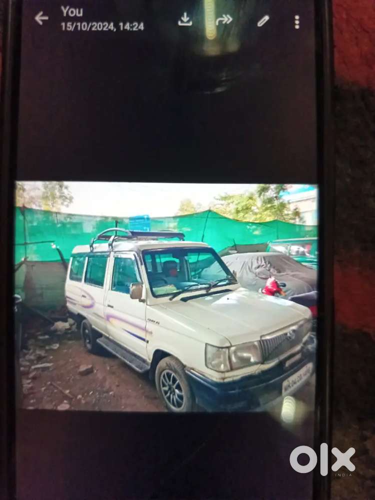 Toyota Qualis 2004 Diesel 300000 Km Driven