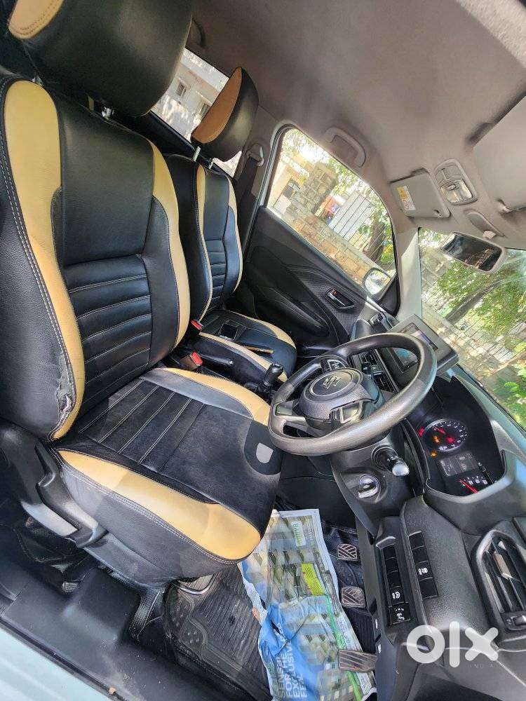 Maruti Suzuki Swift Vxi + Manual, 2024, Petrol