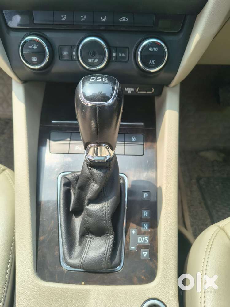 Skoda Octavia 1.8 Elegance Tsi At, 2015, Petrol