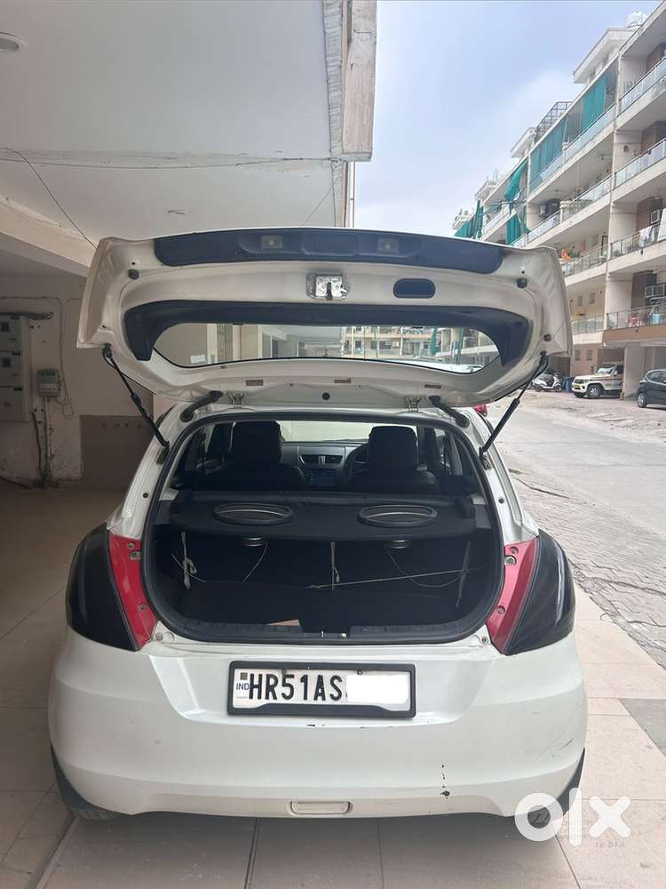 Maruti Suzuki Swift 2012 Lxi Petrol 104330 Km Driven