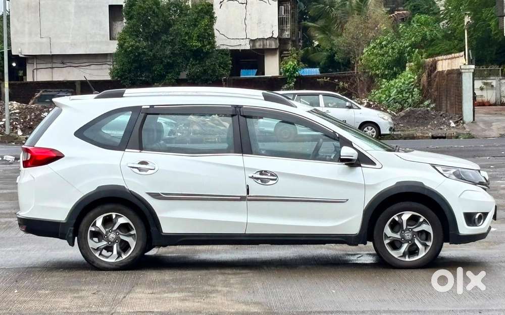 Honda Br-v 1.5 V I-vtec Mt, 2016, Cng & Hybrids