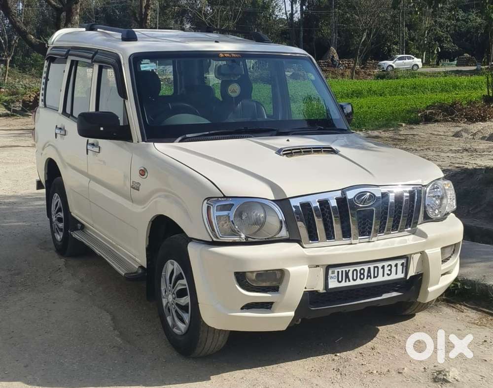 Mahindra Imperio 2013 Diesel 110000 Km Driven
