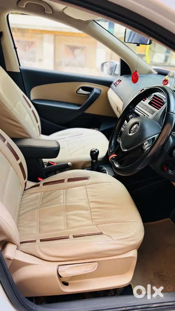 Volkswagen Polo 2016 Highline 30000 Km