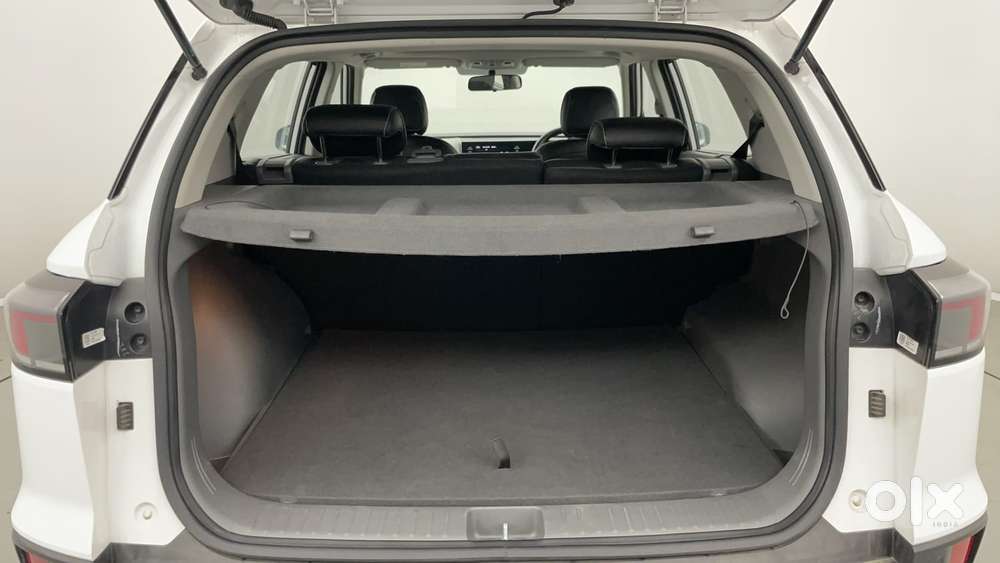 Hyundai Creta 1.5 Sx (o) Ivt Petrol, 2025, Petrol