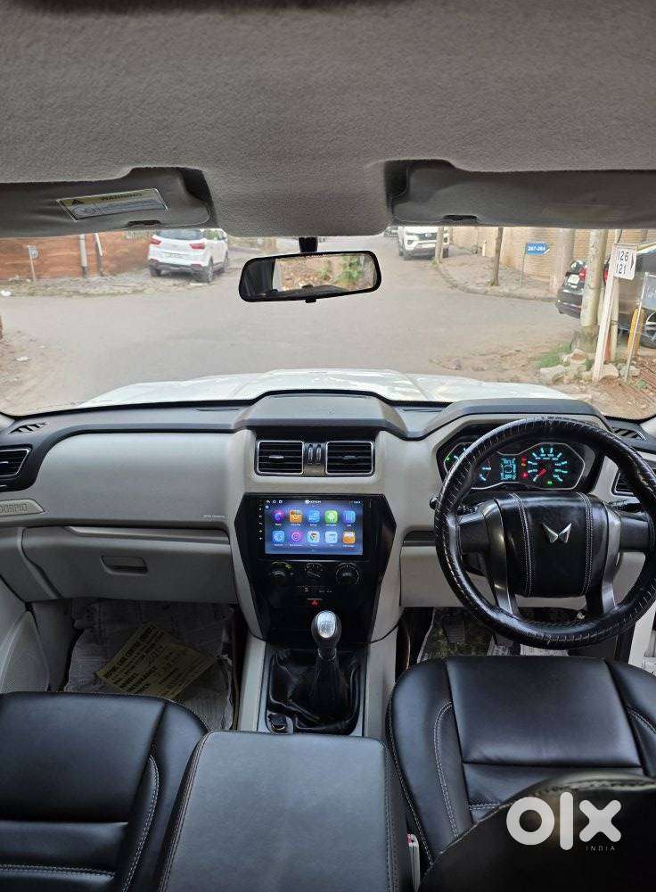 Mahindra Scorpio S8, 2015, Diesel