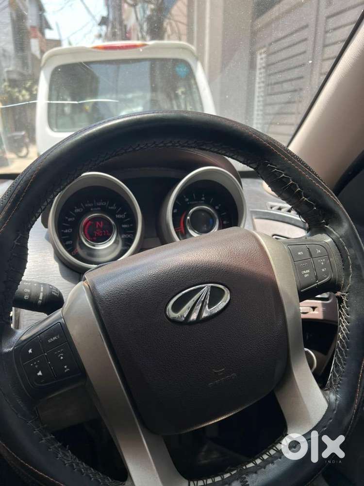Mahindra Xuv500 Diesel 74077 Km Driven