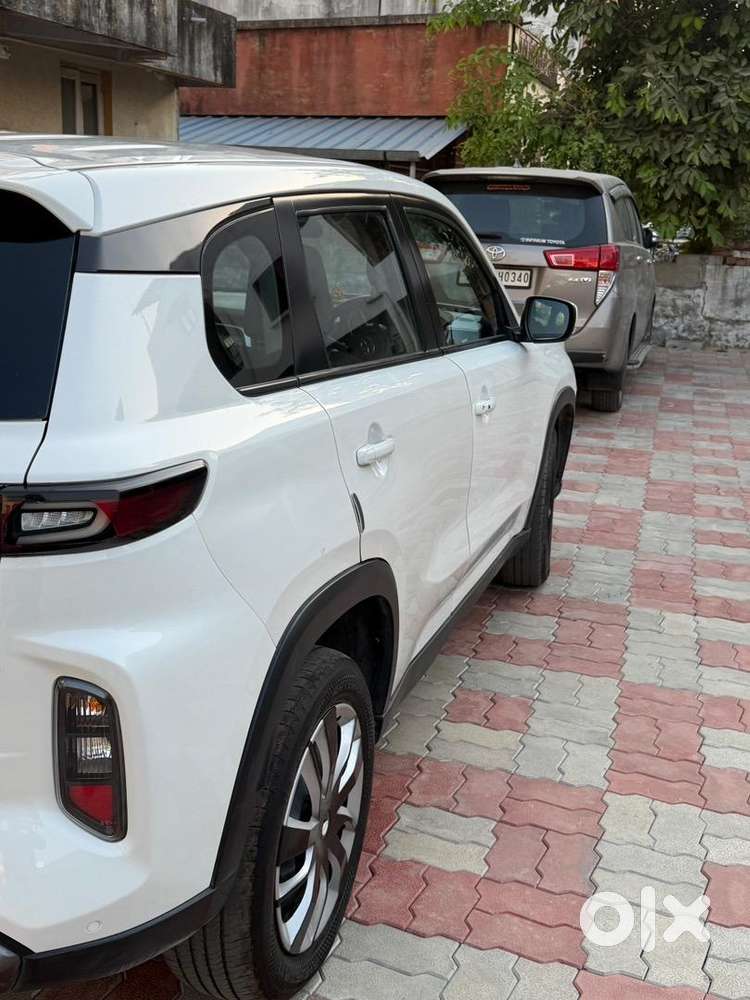 Toyota Urban Cruiser Hyryder 2023 Petrol Well Maintained