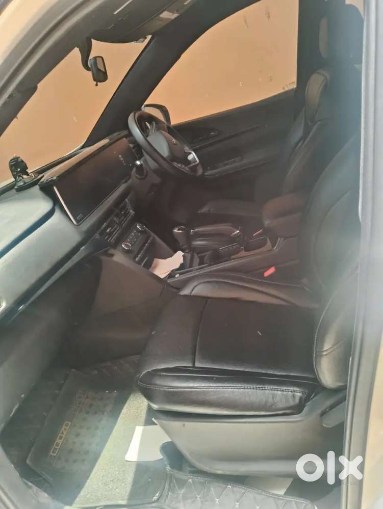 Xuv700 Peranomic Sunroof Brand New Tyre