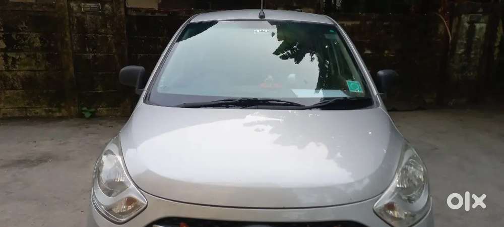 Hyundai Grand I10 Petrol Dec 2011