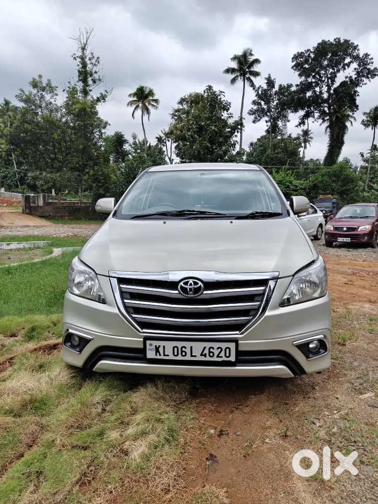 2014 Innova 2.5v Good Maintenance
