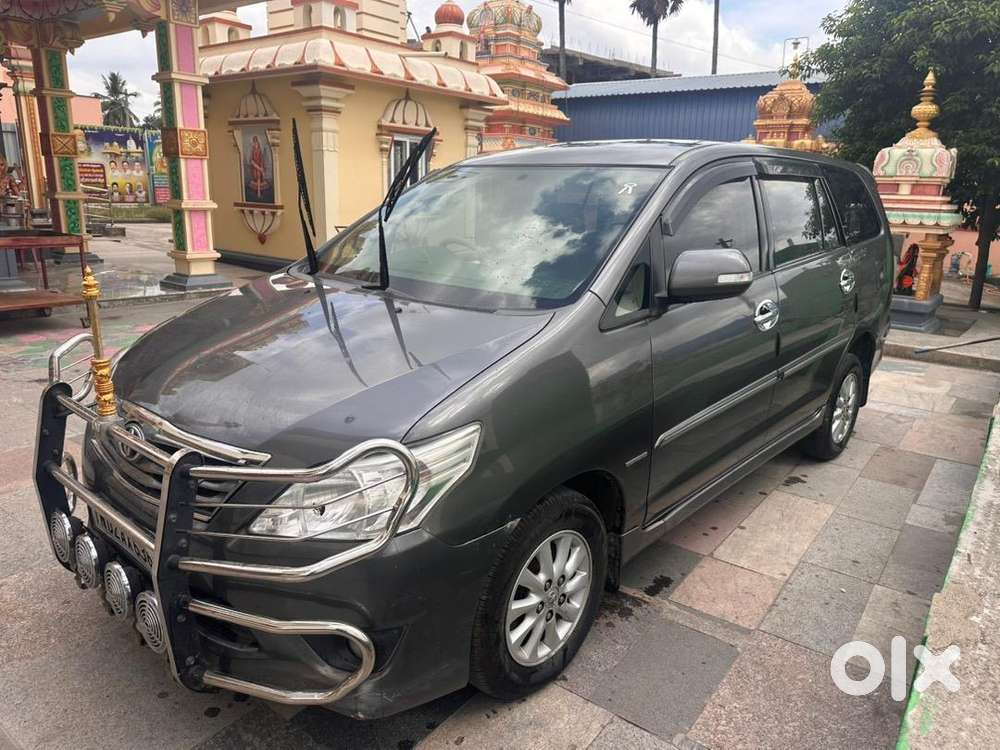 Toyota Innova 2013 Diesel Well Maintained
